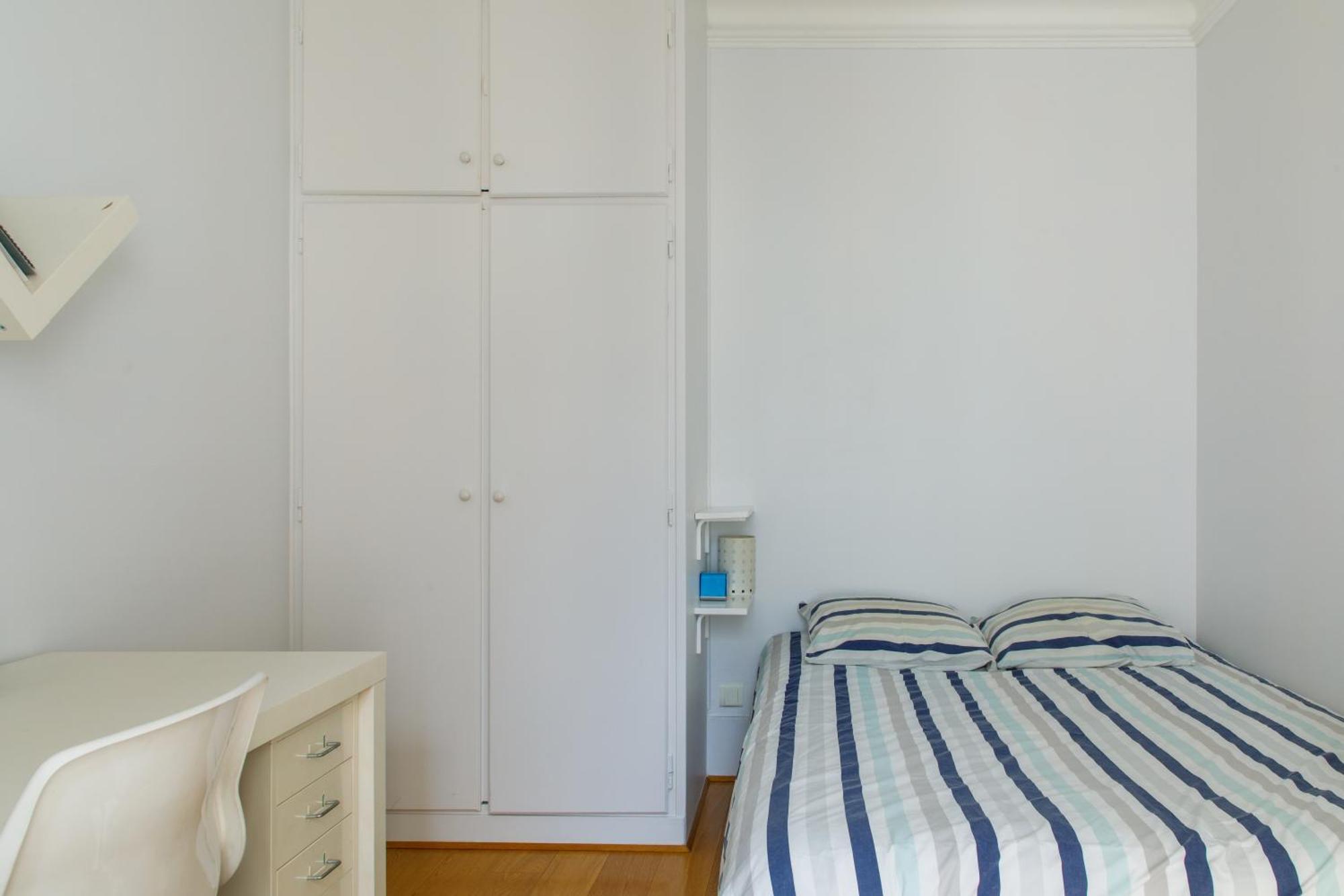 Apartment Vintage 3bd Parisian Apartment-vaugirard