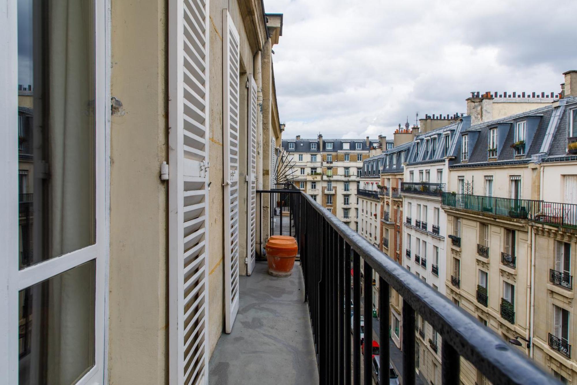 Vintage 3bd Parisian Apartment-vaugirard Apartment *